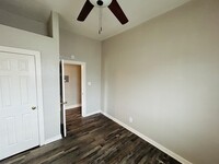 110 S Richter St in San Antonio, TX - Building Photo - Building Photo