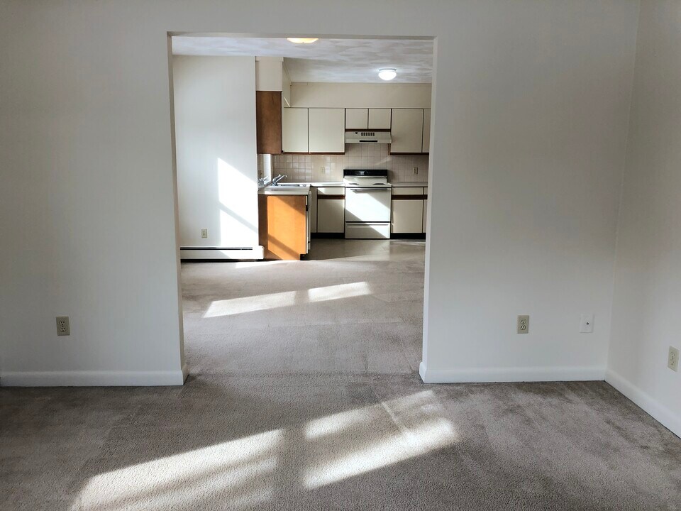 45 Lexington St in Newton, MA - Building Photo