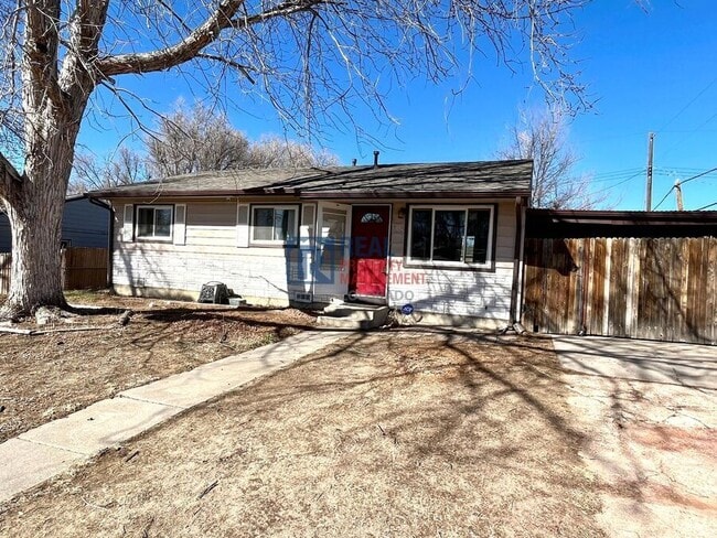 property at 508 Acoma Dr