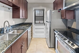 12135 Orange Crest Ct in Lakeside, CA - Building Photo - Building Photo