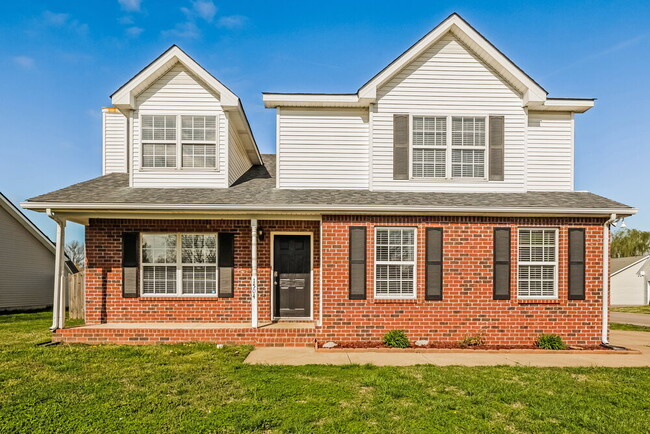1504 Holden Ct