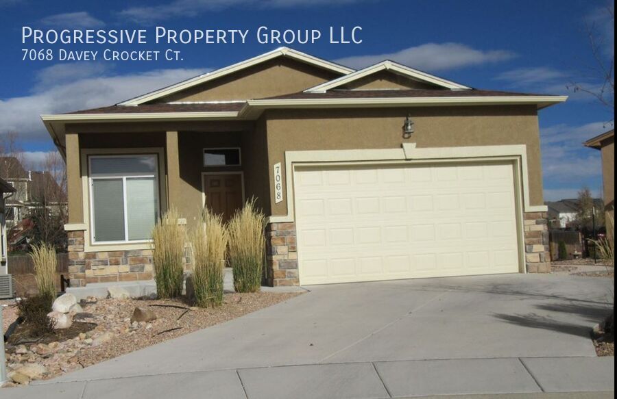 7068 Davey Crocket Court in Colorado Springs, CO - Building Photo
