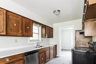 2609 Lanrick Cove in Memphis, TN - Foto de edificio - Building Photo