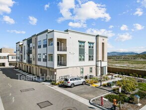 27466 Mercantile Ct in Valencia, CA - Building Photo - Building Photo