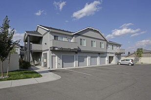 Residence at Tullamore in Post Falls, ID - Building Photo