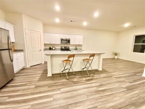 8261 Muscovy Dr in Fort Worth, TX - Building Photo - Building Photo