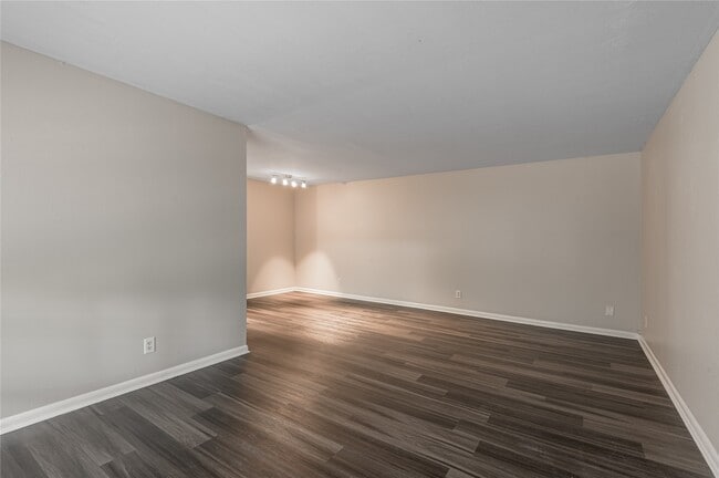 818 University Ave in Huntsville, TX - Building Photo - Building Photo