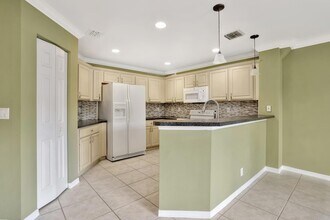 4066 Cresent Creek St in Coconut Creek, FL - Building Photo - Building Photo