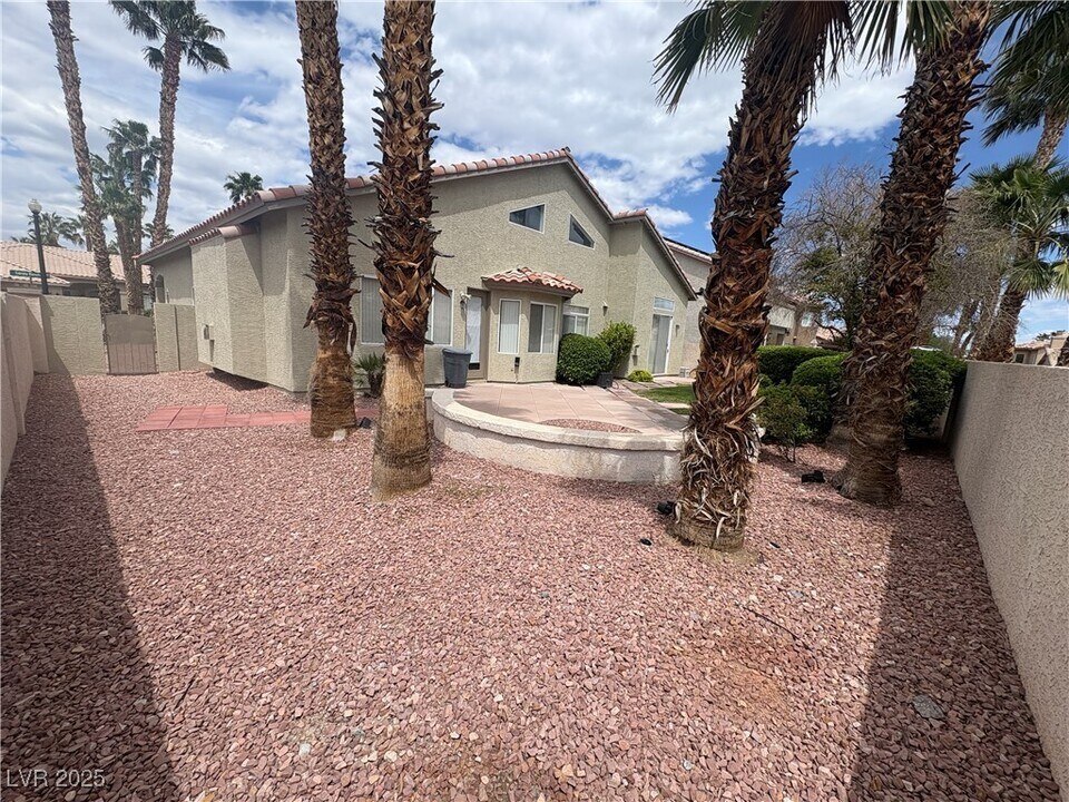 9537 Gainey Ranch Ave in Las Vegas, NV - Building Photo