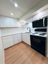 6520 Depew Ct in Arvada, CO - Building Photo - Building Photo