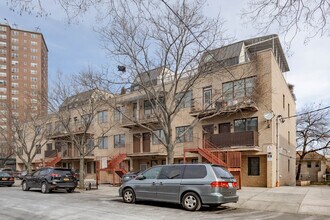 2547 W 15th St in Brooklyn, NY - Foto de edificio - Building Photo