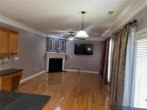 815 Earlham Dr in Suwanee, GA - Building Photo - Building Photo