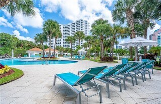 3300 NE 191st St in Aventura, FL - Building Photo