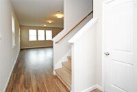 10339 Admirable Path photo'