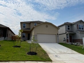 13117 Candace Wy in Saint Hedwig, TX - Building Photo - Building Photo