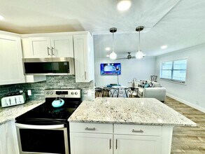 177 Brittany Terrace in Delray Beach, FL - Foto de edificio - Building Photo