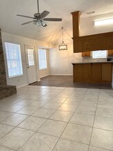 1004 Brad Cir in Lindale, TX - Building Photo - Building Photo