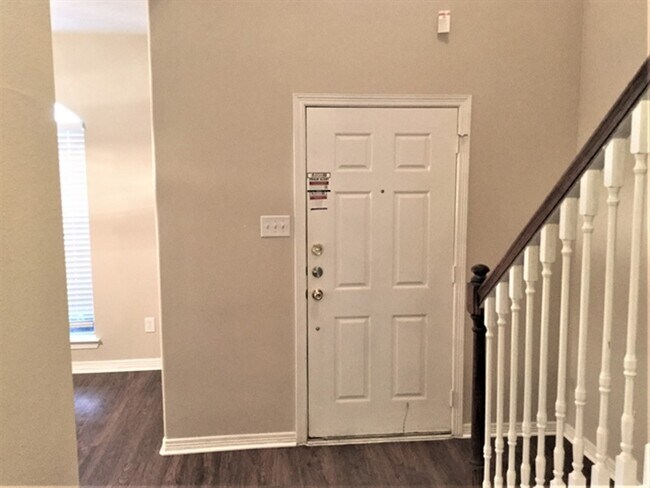 property at 2213 Perkins Crossing Dr