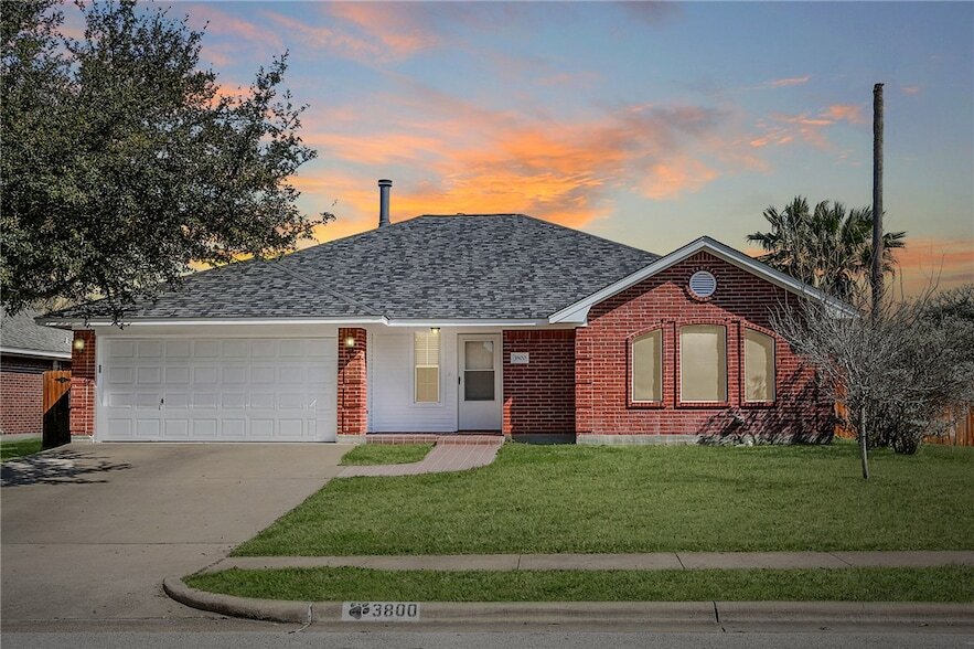3800 Stony Creek Ln in College Station, TX - Building Photo