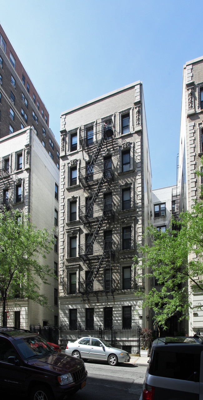 414-422 W 119th St in New York, NY - Building Photo - Building Photo