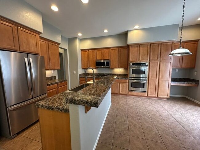 10615 Summer Glen Dr in Reno, NV - Building Photo - Building Photo