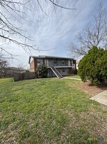 104 E Washington Ave in Copperas Cove, TX - Building Photo