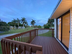 629 Executive Center Dr in West Palm Beach, FL - Building Photo - Building Photo