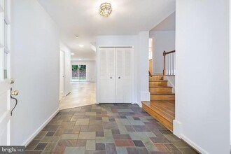 615 Smallwood Rd in Rockville, MD - Building Photo - Building Photo