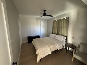 4305 Ave S in Galveston, TX - Foto de edificio - Building Photo