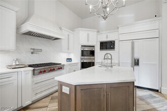 12611 Apopka Ct in North Fort Myers, FL - Foto de edificio - Building Photo