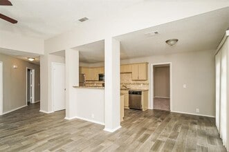 234 Fordham Dr in Glenn Heights, TX - Foto de edificio - Building Photo