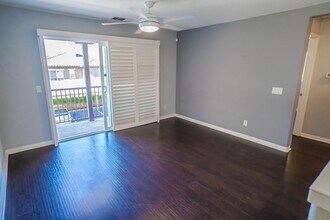 28442 Santa Rosa Ln in Saugus, CA - Building Photo - Building Photo