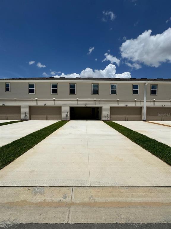 6400 Tabebuia Pkwy in Winter Garden, FL - Building Photo - Building Photo