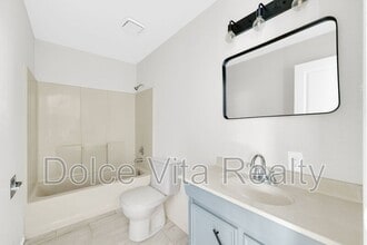 2213 W Dallas Ave in McAllen, TX - Building Photo - Building Photo