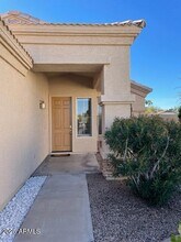 80 S Pineview Pl in Chandler, AZ - Building Photo - Building Photo