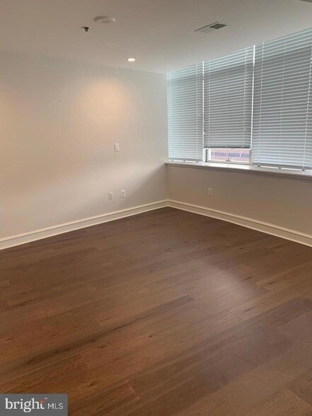 201-59-259 N 8th St, Unit 804 in Philadelphia, PA - Building Photo - Building Photo
