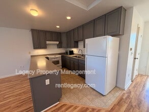 3884 Bayview Cir in Concord, CA - Building Photo - Building Photo