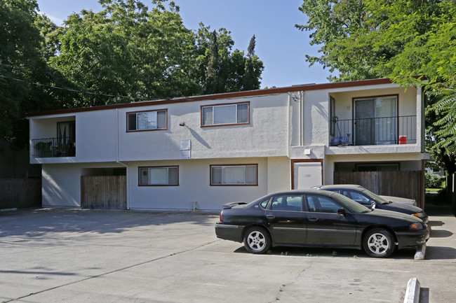 25th & C St Apartments in Sacramento, CA - Building Photo - Building Photo