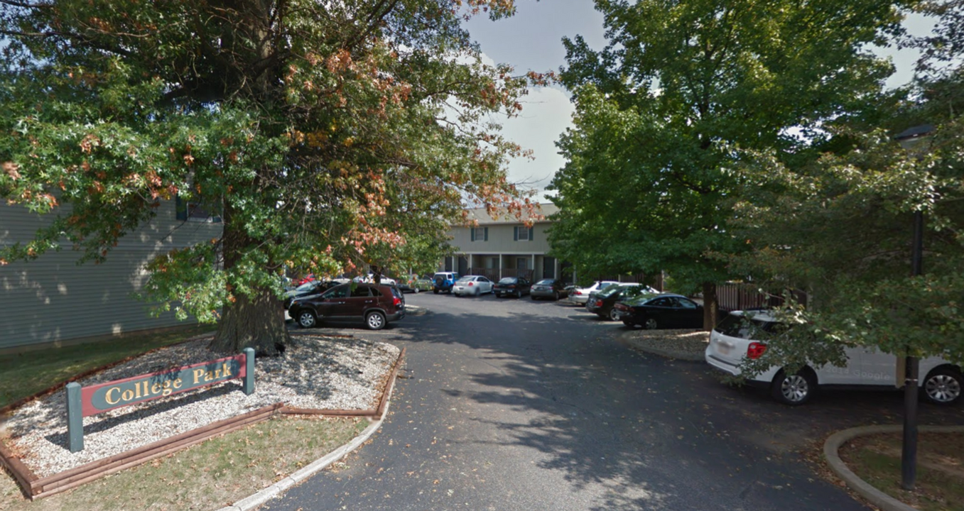 1714 N Lincoln St in Bloomington, IN - Foto de edificio