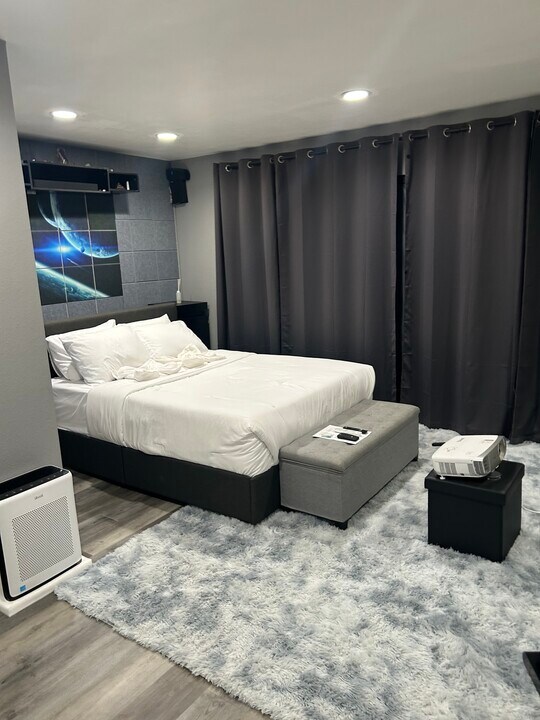 2240 N Legion Dr, Unit 207 in Signal Hill, CA - Building Photo