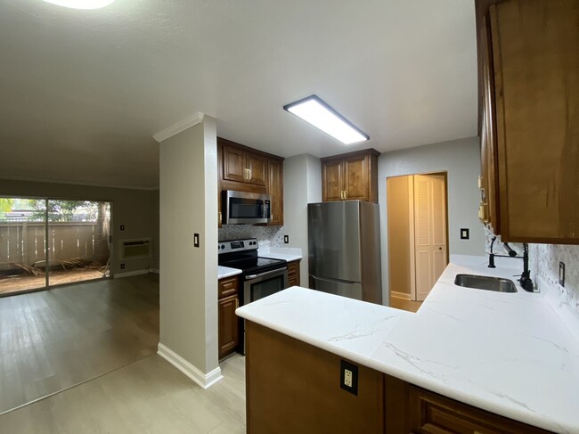 1699 Laguna St, Unit 1Bed/1bath Condo unit in Concord, CA - Building Photo - Building Photo