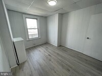 981 Carver St photo'