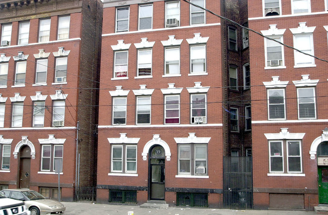 59 Oak St in Jersey City, NJ - Foto de edificio - Building Photo