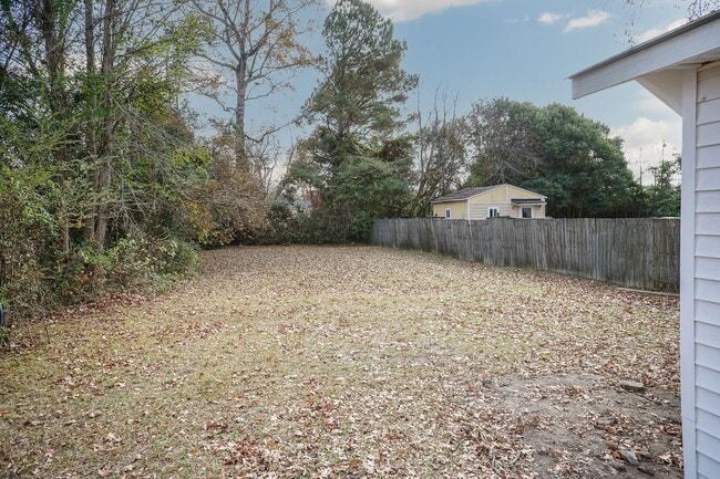 606 N King Ave in Dunn, NC - Building Photo - Building Photo