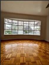 15 Meriam St in Hempstead, NY - Building Photo - Building Photo