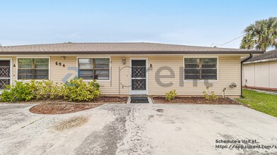 604 Roselyn Ave in Fort Pierce, FL - Building Photo - Building Photo