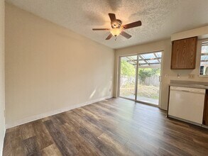 2738 SE 62nd Ave in Portland, OR - Building Photo - Building Photo