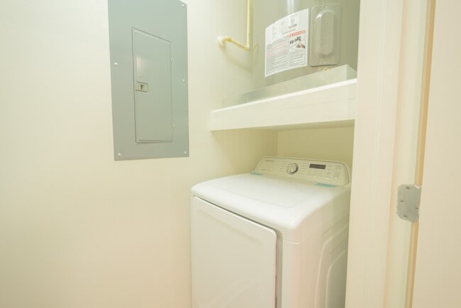 property at 2520 Robinhood St