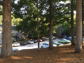 114 Windtree Ct in Greenwood, SC - Foto de edificio - Building Photo