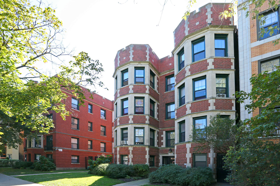 1407-1415 W Sherwin Ave in Chicago, IL - Building Photo